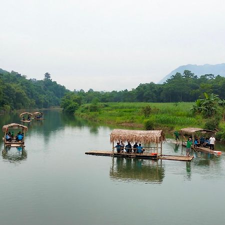 Thai House Pu Luong - Century Old Stilt House With Terrace Views Huong Ba Thuoc Extérieur photo