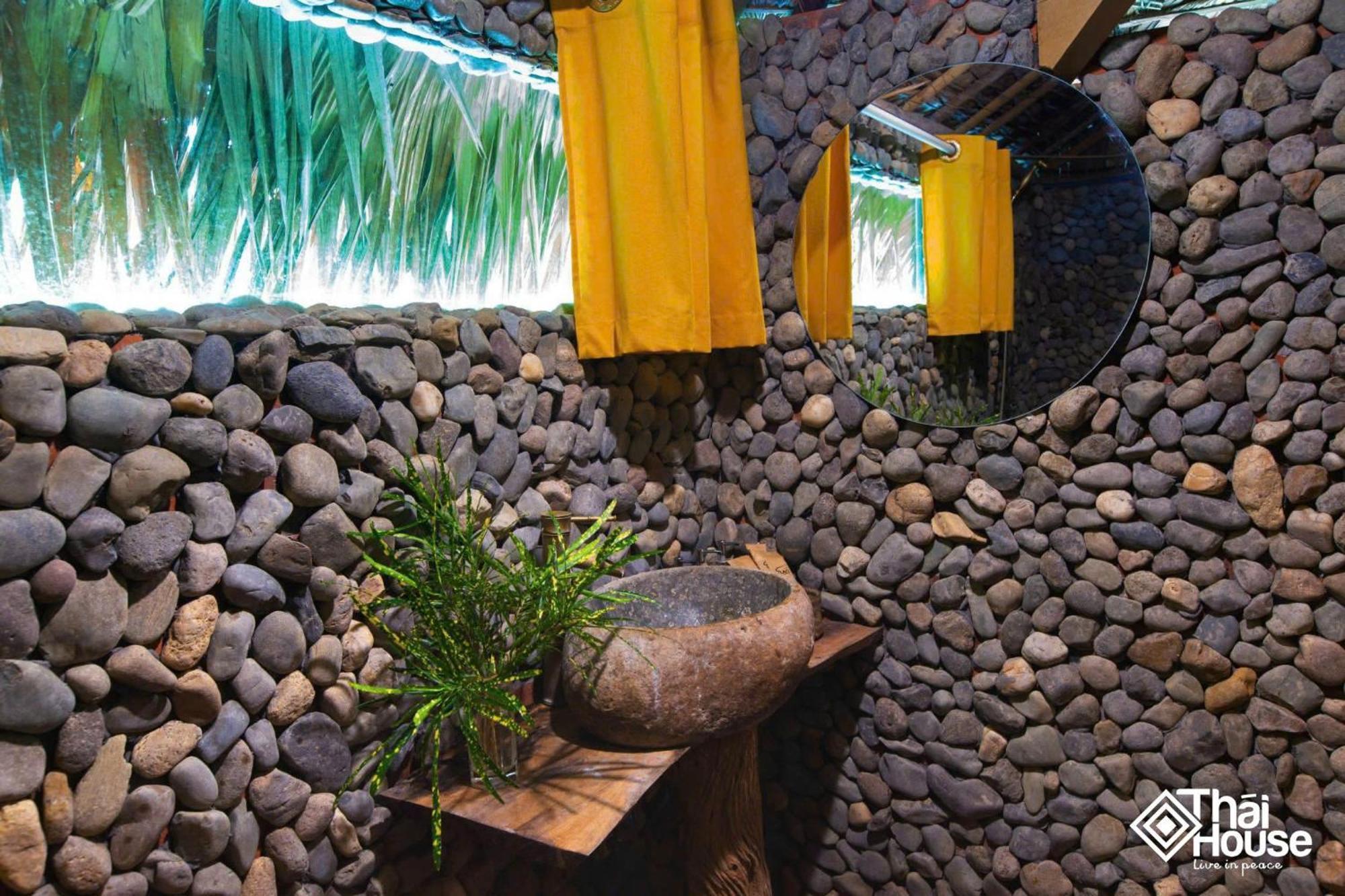Thai House Pu Luong - Century Old Stilt House With Terrace Views Huong Ba Thuoc Extérieur photo